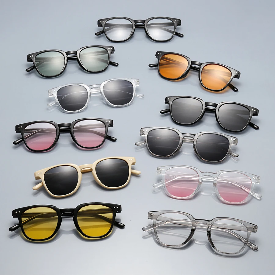 33PCS Fashion Unisex Small Round Women's powder blusher Gradient pink lenses Sunglasses WomenMen Classic Metal decoration Eyewe
33PCS Fashion Unisex Small Round Women's powder blusher Gradient pink lenses Sunglasses WomenMen Classic Metal decoration Eyewe