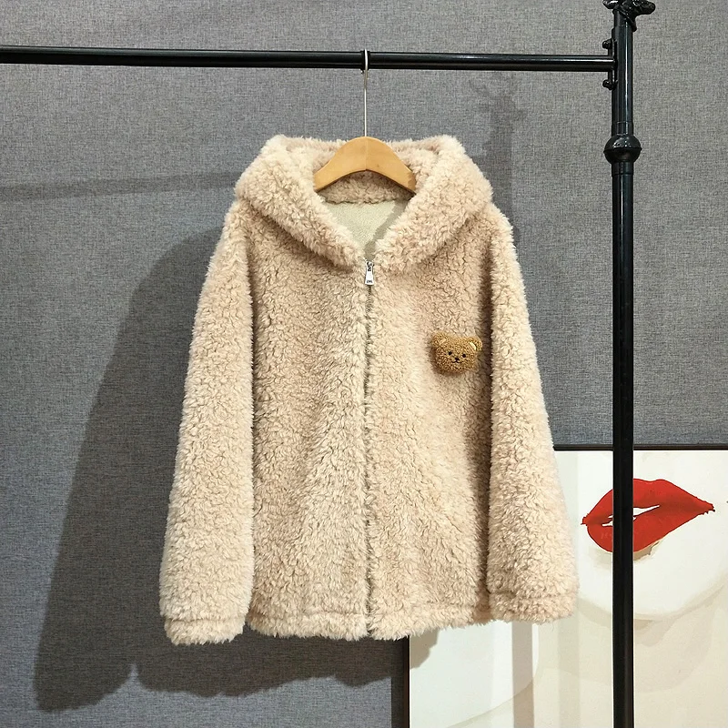 Lady Girl Real Wool Fur Short Hooded Coat Female Sheep Shearling Warm Winter Jacket PT381
Lady Girl Real Wool Fur Short Hooded Coat Female Sheep Shearling Warm Winter Jacket PT381