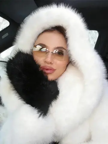 Warm White Faux Fur Hooded  Short Coat Women Fashion Solid Single Breasted Loose Flush Coats Female Winter Classic Outerwear