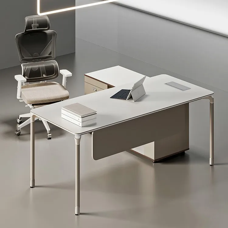 Simple modern single general manager in charge office furniture light luxury computer table and chair combination
Simple modern single general manager in charge office furniture light luxury computer table and chair combination