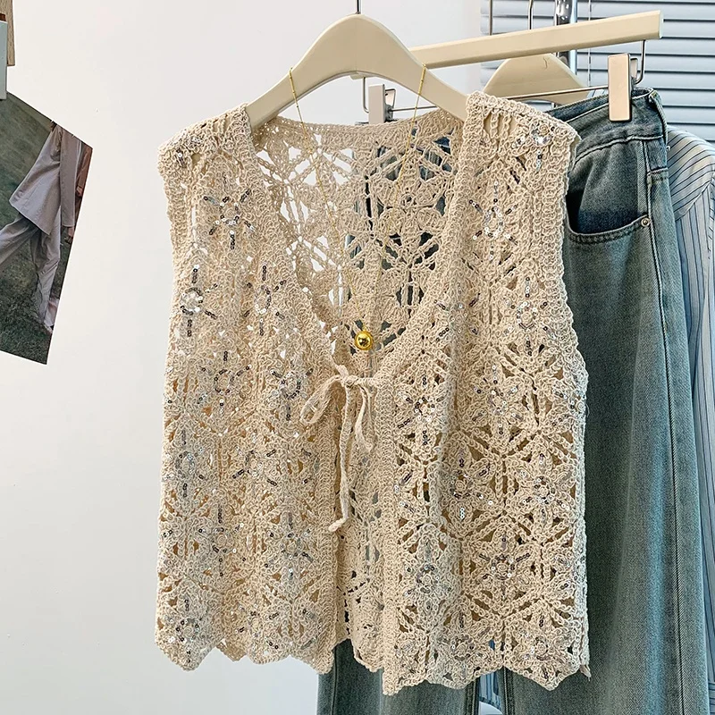 Women's Bohemian Style Sequin Hook Lace Hollow out Belted Vest Summer Loose Cover up Top City Commute Thin Regular Length
Women's Bohemian Style Sequin Hook Lace Hollow out Belted Vest Summer Loose Cover up Top City Commute Thin Regular Length
