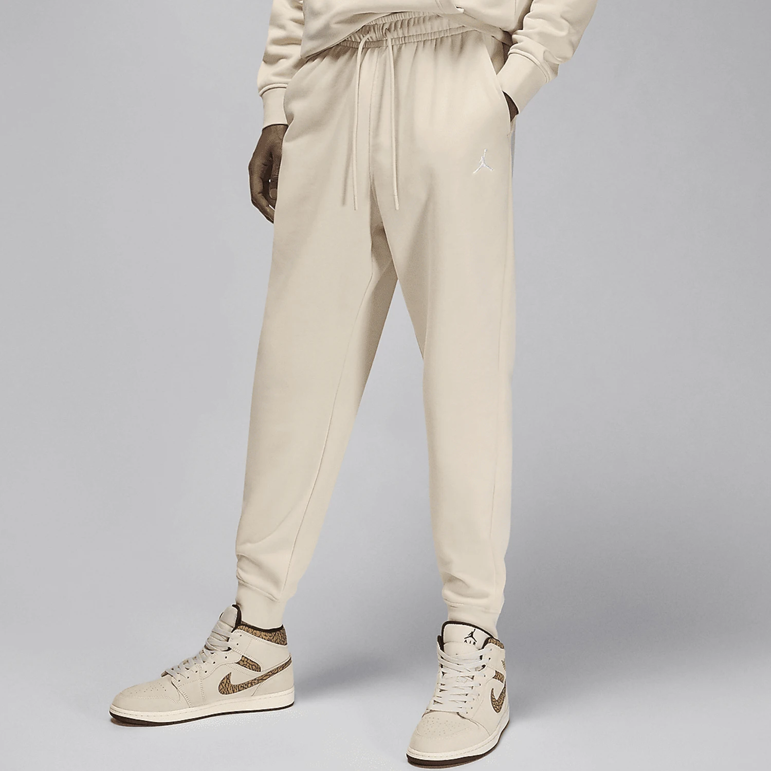 Nike genuine genuine Jordan Essentials Men's French Terry Long Pants FQ7762-203
Nike genuine genuine Jordan Essentials Men's French Terry Long Pants FQ7762-203