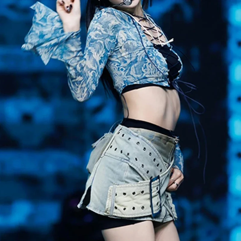 Kpop Girl Group Cross Belt Denim Skirt Sexy Hot Girl Clothing Women Outfits Y2k Concert Singer Stage Costume Nightclub Rave Wear
Kpop Girl Group Cross Belt Denim Skirt Sexy Hot Girl Clothing Women Outfits Y2k Concert Singer Stage Costume Nightclub Rave Wear