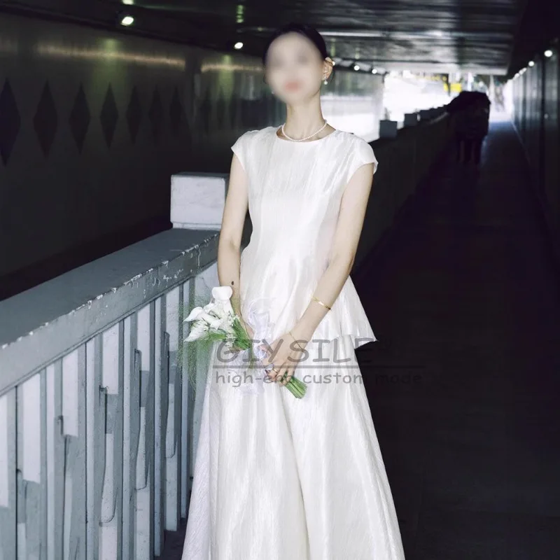 GIYSILE Customized 2026 New White Fashion Light Wedding Dress Satin Round Neck Short Sleeve High Sense Simple Evening Dresses
GIYSILE Customized 2026 New White Fashion Light Wedding Dress Satin Round Neck Short Sleeve High Sense Simple Evening Dresses