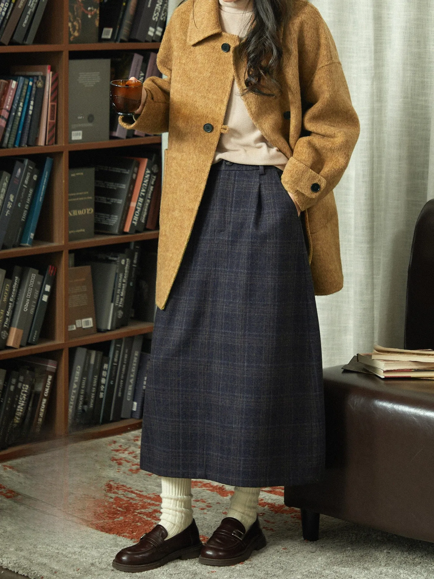 Original Woolen Plaid Thi Winter Skirt Women's High Waist Straight Cut Casual Skirt for Daily And Office Wear
Original Woolen Plaid Thi Winter Skirt Women's High Waist Straight Cut Casual Skirt for Daily And Office Wear