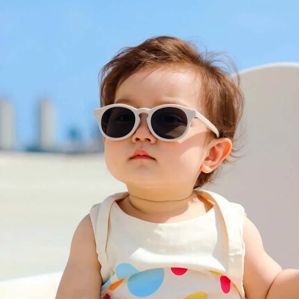 New UV400 Children Sunnies Classic PC Kids HD Sunglasses Waterproof Decorative Anti-UV Glasses Summer
New UV400 Children Sunnies Classic PC Kids HD Sunglasses Waterproof Decorative Anti-UV Glasses Summer