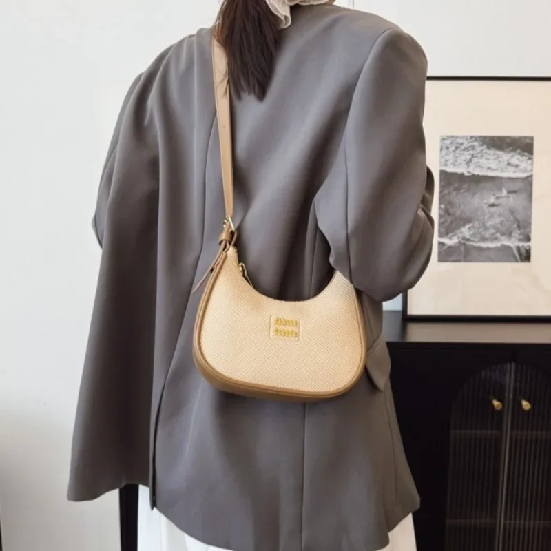 Elegant Women's Tote Bag Luxury Brand Leather Handbags Designer Crossbody Purse Classic Shoulder Stylish Messenger
Elegant Women's Tote Bag Luxury Brand Leather Handbags Designer Crossbody Purse Classic Shoulder Stylish Messenger