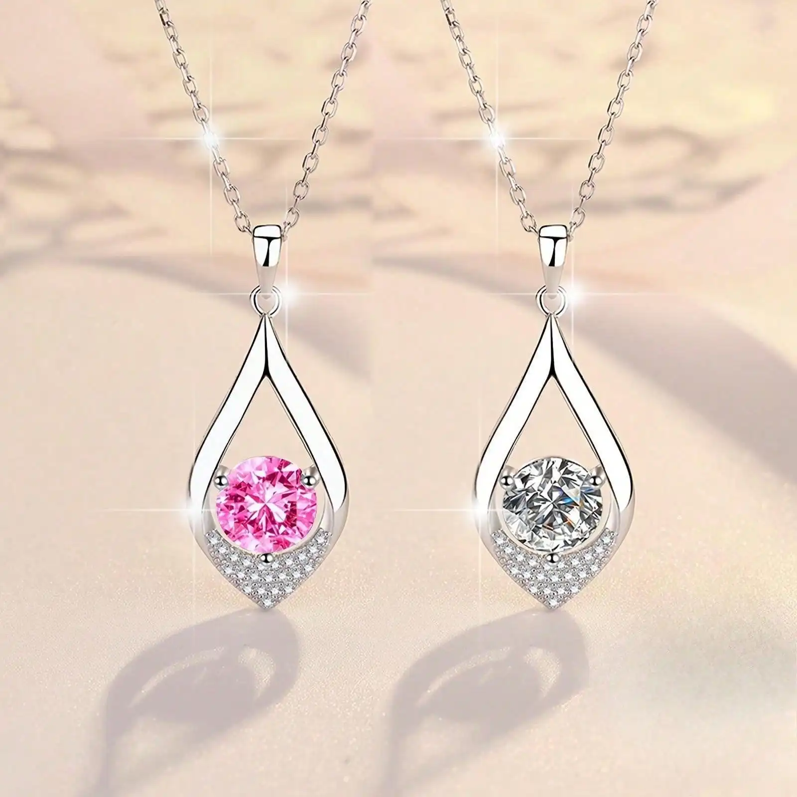 2 pendant necklaces for Christmas is coming soon, the best Christmas gift for ladies
2 pendant necklaces for Christmas is coming soon, the best Christmas gift for ladies