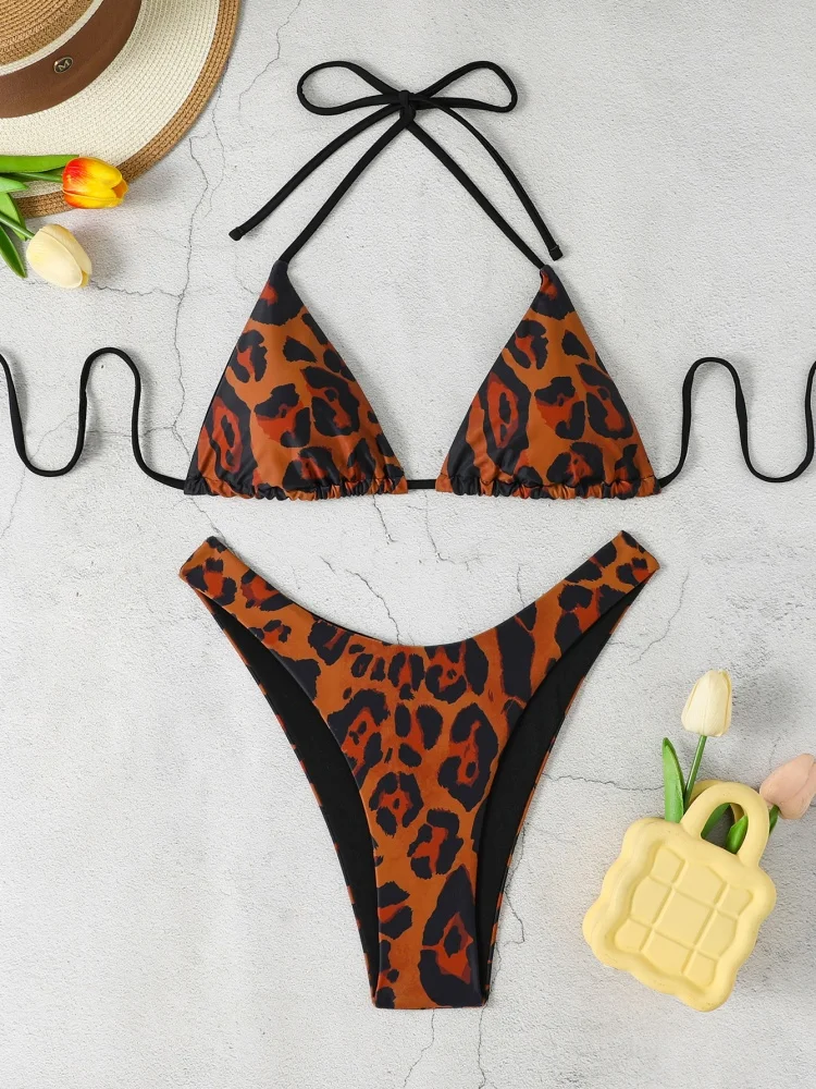Женский купальник-бикини 2026: Новинка, леопардовый принт, халтер, сексуальный комплект с тонкими бретелями, летний пляжный костюм из двух частей для женщин
Женский купальник-бикини 2026: Новинка, леопардовый принт, халтер, сексуальный комплект с тонкими бретелями, летний пляжный костюм из двух частей для женщин