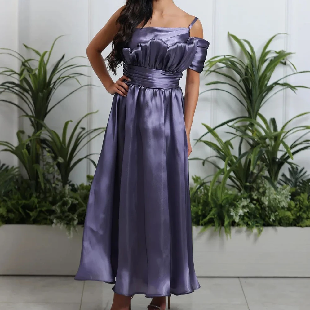 Customized Modern Satin Spaghetti Straps Evening Dresses High Quality Strapless Bridal Party Custom Size Bespoke Occasion Gowns
Customized Modern Satin Spaghetti Straps Evening Dresses High Quality Strapless Bridal Party Custom Size Bespoke Occasion Gowns