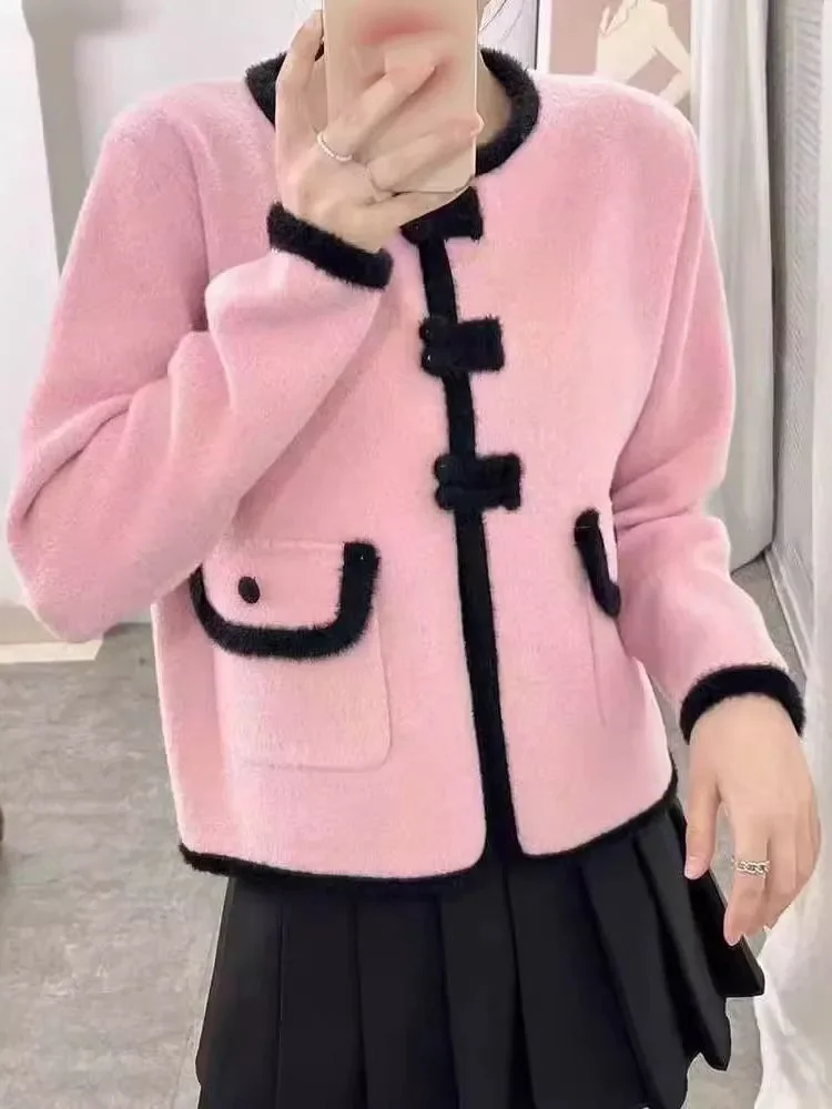 Korean Patchwork Women Cardigan Coat O Neck Long Sleeve Sueter Mujer Pocket Knitted Sweater Tops 2025 Autumn All Match Clothing
Korean Patchwork Women Cardigan Coat O Neck Long Sleeve Sueter Mujer Pocket Knitted Sweater Tops 2025 Autumn All Match Clothing