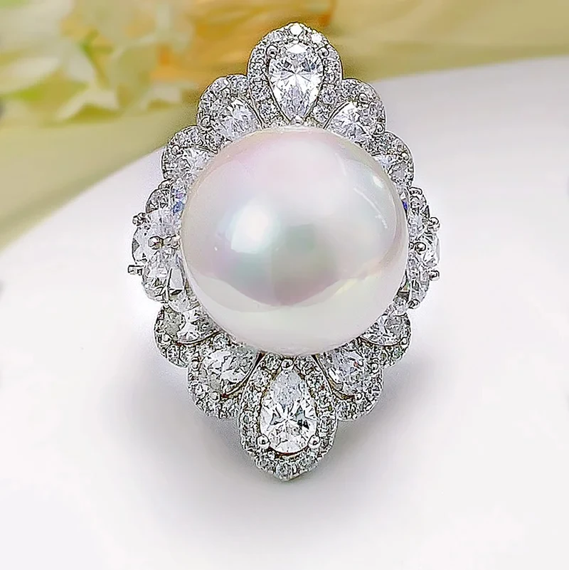 Artificial Fritillaria Ring Heavy Luxury Index Finger Ring 925 Silver High Carbon Diamond Wedding Jewelry Wholesale
Artificial Fritillaria Ring Heavy Luxury Index Finger Ring 925 Silver High Carbon Diamond Wedding Jewelry Wholesale