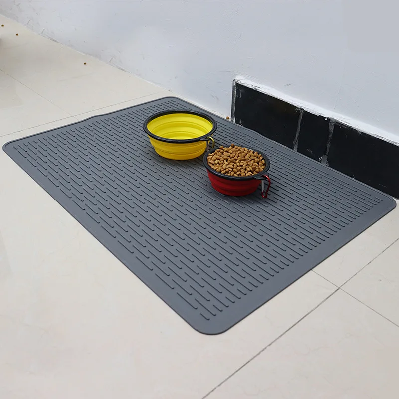 Hot Silicone Pet Placemat Dog Waterproof Eating Leak-Proof Feeding Dogs and Cats Supplies
Hot Silicone Pet Placemat Dog Waterproof Eating Leak-Proof Feeding Dogs and Cats Supplies