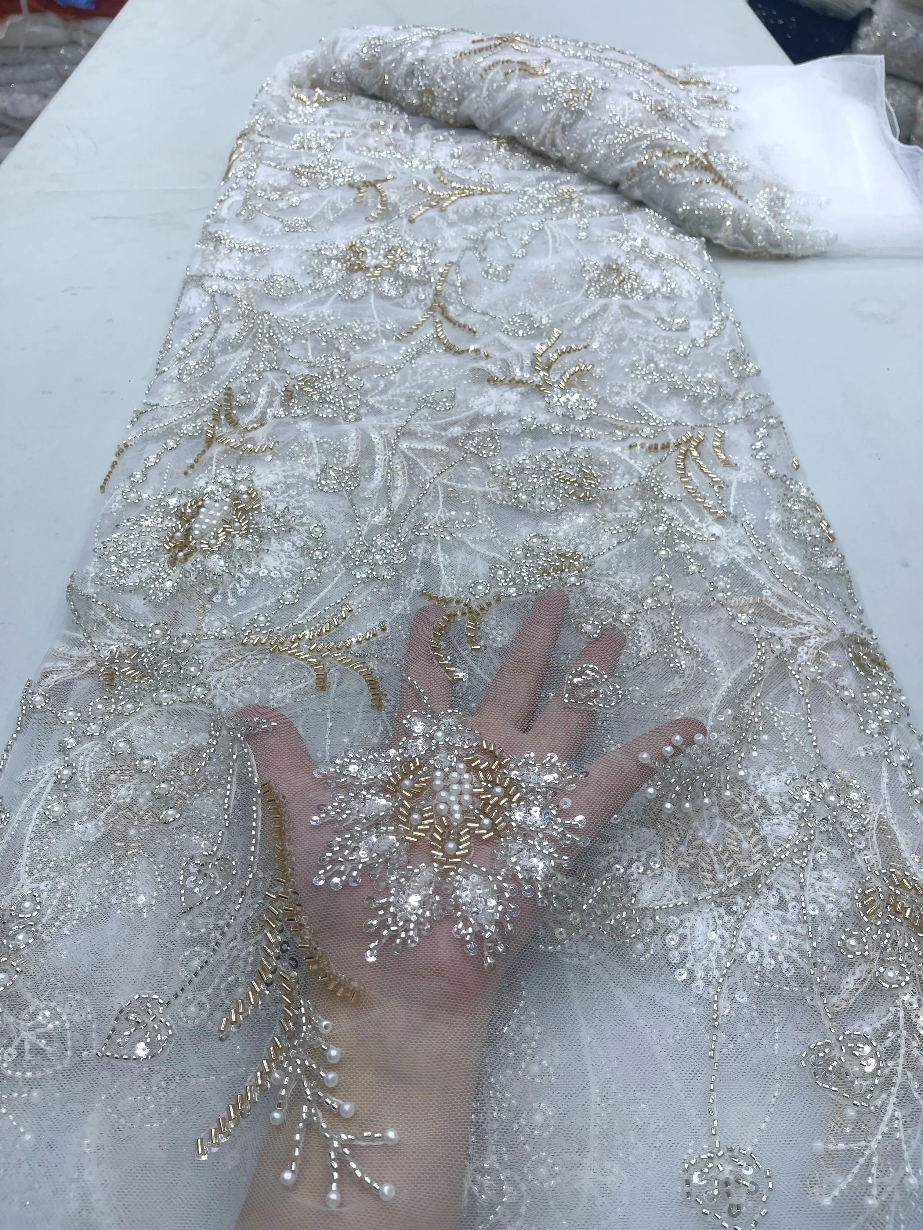 African Luxury Sequins Lace Fabrics Latest Beaded Groom Embroidery French Mesh Lace Fabrics Material For Party Wedding JY
African Luxury Sequins Lace Fabrics Latest Beaded Groom Embroidery French Mesh Lace Fabrics Material For Party Wedding JY