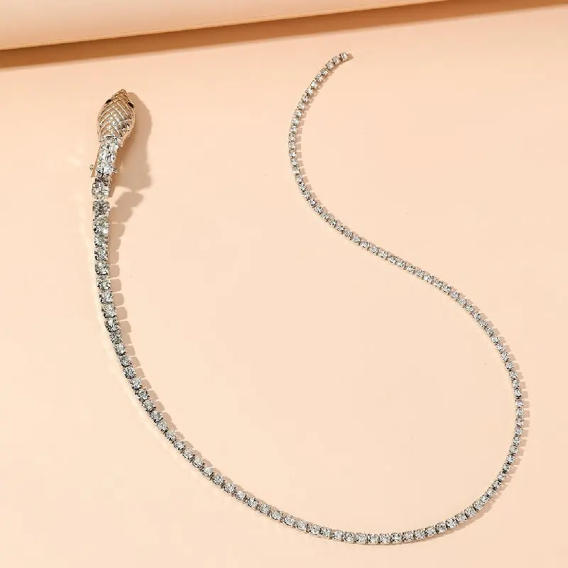 Hair Braid Chain for Women Rhinestone Braid Accessories Snake Shape Dreadlock Hair Jewelry Ponytail Festival
Hair Braid Chain for Women Rhinestone Braid Accessories Snake Shape Dreadlock Hair Jewelry Ponytail Festival