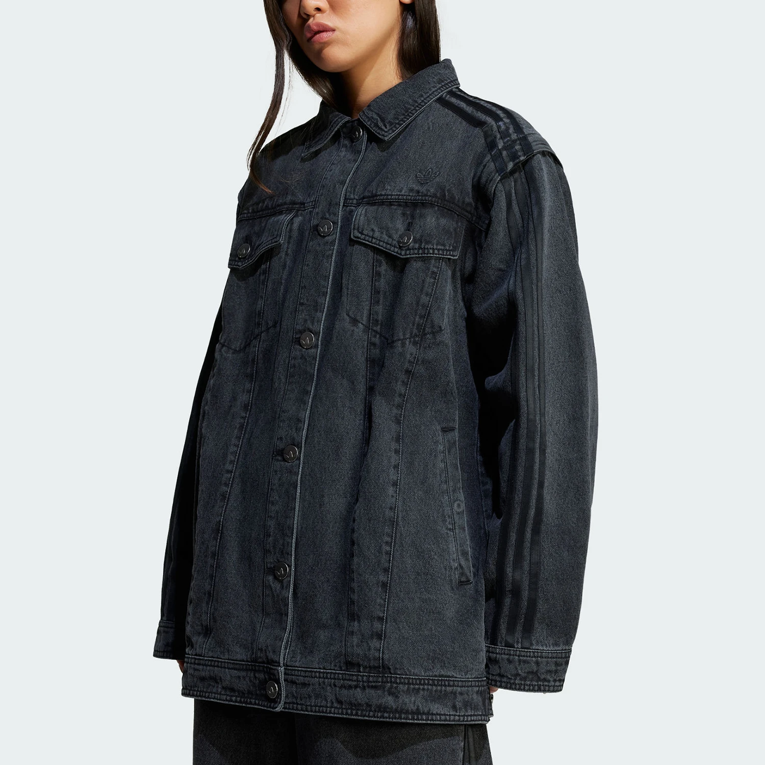 Adidas подлинная оригинальная женская джинсовая куртка со съемными рукавами JY8882
Adidas подлинная оригинальная женская джинсовая куртка со съемными рукавами JY8882