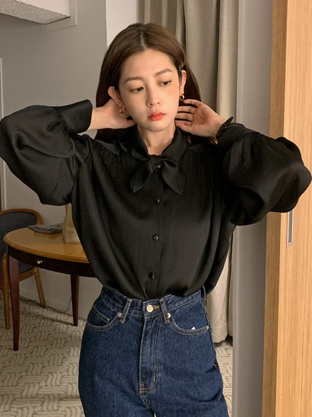 Ele Knot Collar Lantern Sve irt Women's Spring Autumn Top Unique Chic Sle Casual Faion Long Sve 
Ele Knot Collar Lantern Sve irt Women's Spring Autumn Top Unique Chic Sle Casual Faion Long Sve