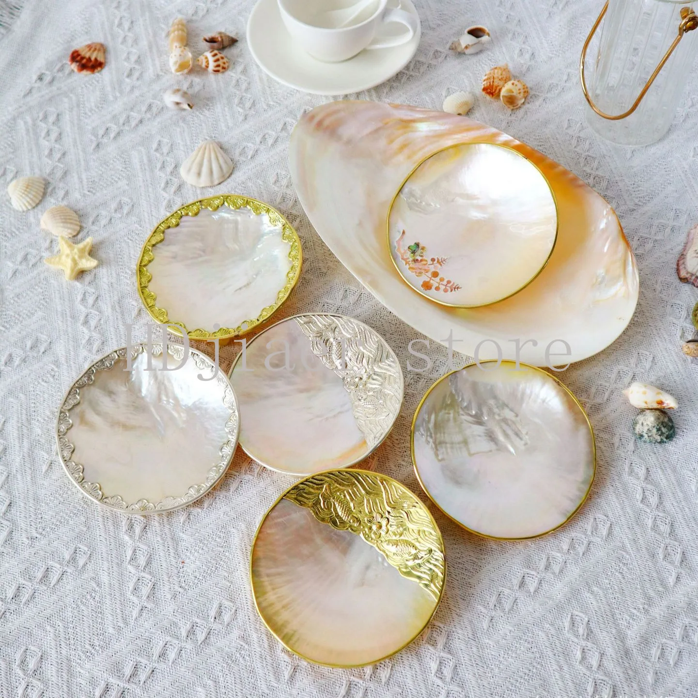 Pearl shell storage Home living room Creative Phnom Penh plate Light luxury hemming tray Shell plate
Pearl shell storage Home living room Creative Phnom Penh plate Light luxury hemming tray Shell plate