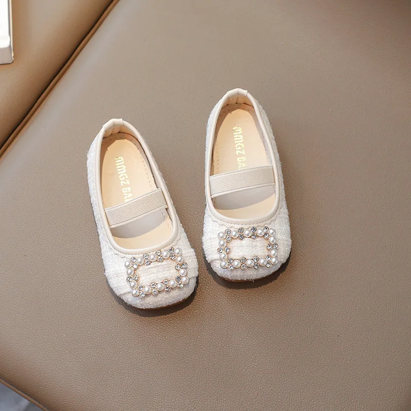 Classic Children's Rhinestone Pearl Sandals Elementary School Performance Dance Single Shoes Princess Party Dress Flats Kids
Classic Children's Rhinestone Pearl Sandals Elementary School Performance Dance Single Shoes Princess Party Dress Flats Kids
