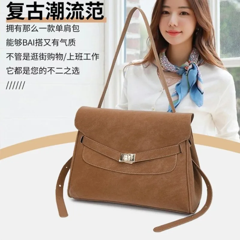Trendy Diaper Bag Classic Designer Leather Shopper Luxury Retro Shoulder Handbag Fashionable Solid Color Satchel for Ladies
Trendy Diaper Bag Classic Designer Leather Shopper Luxury Retro Shoulder Handbag Fashionable Solid Color Satchel for Ladies