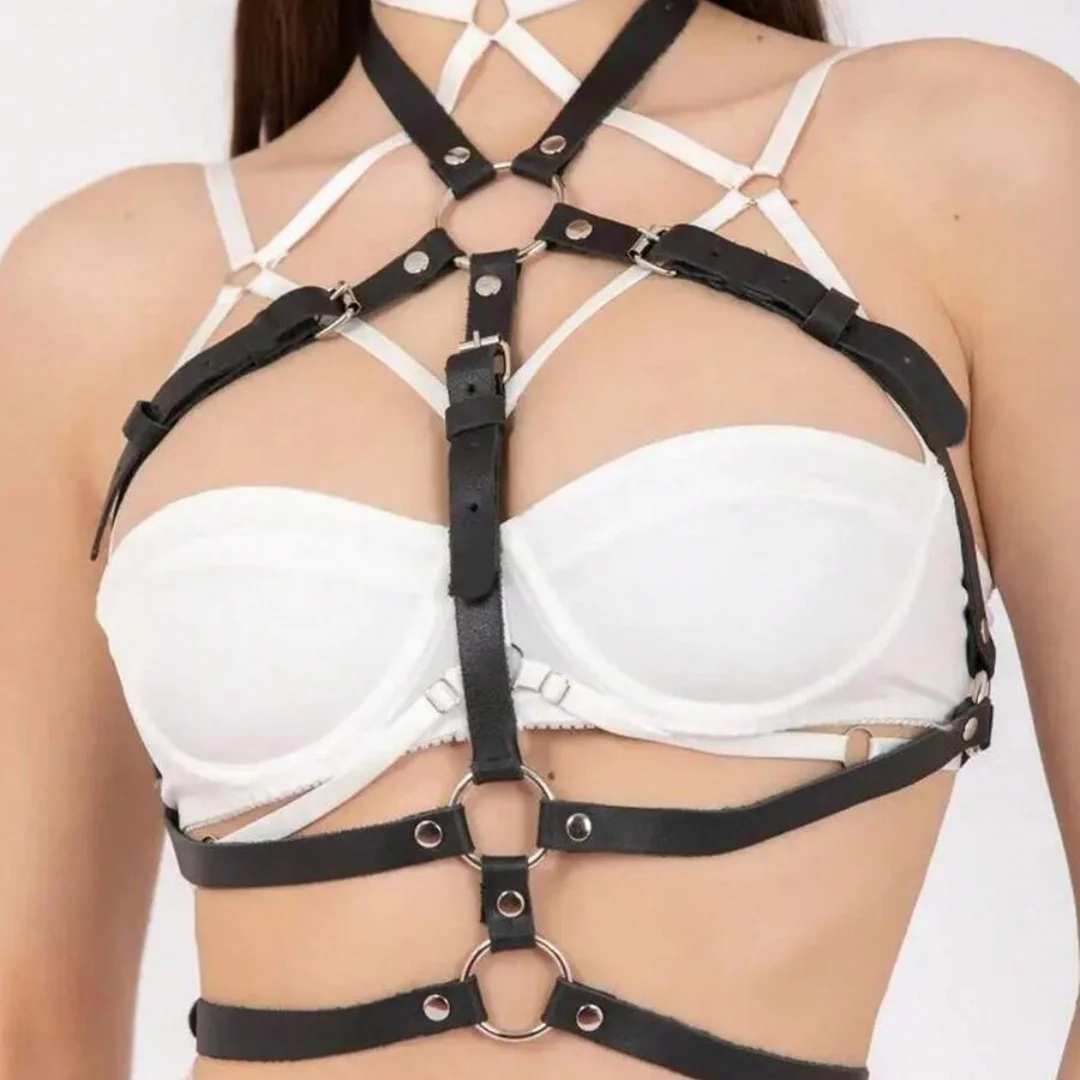 Кожаный нагрудный ремень для женщин, нагрудный кожаный ремень, кожаный ремень для тела, ремень для костюма Rave, женские сексуальные аксессуары
Кожаный нагрудный ремень для женщин, нагрудный кожаный ремень, кожаный ремень для тела, ремень для костюма Rave, женские сексуальные аксессуары