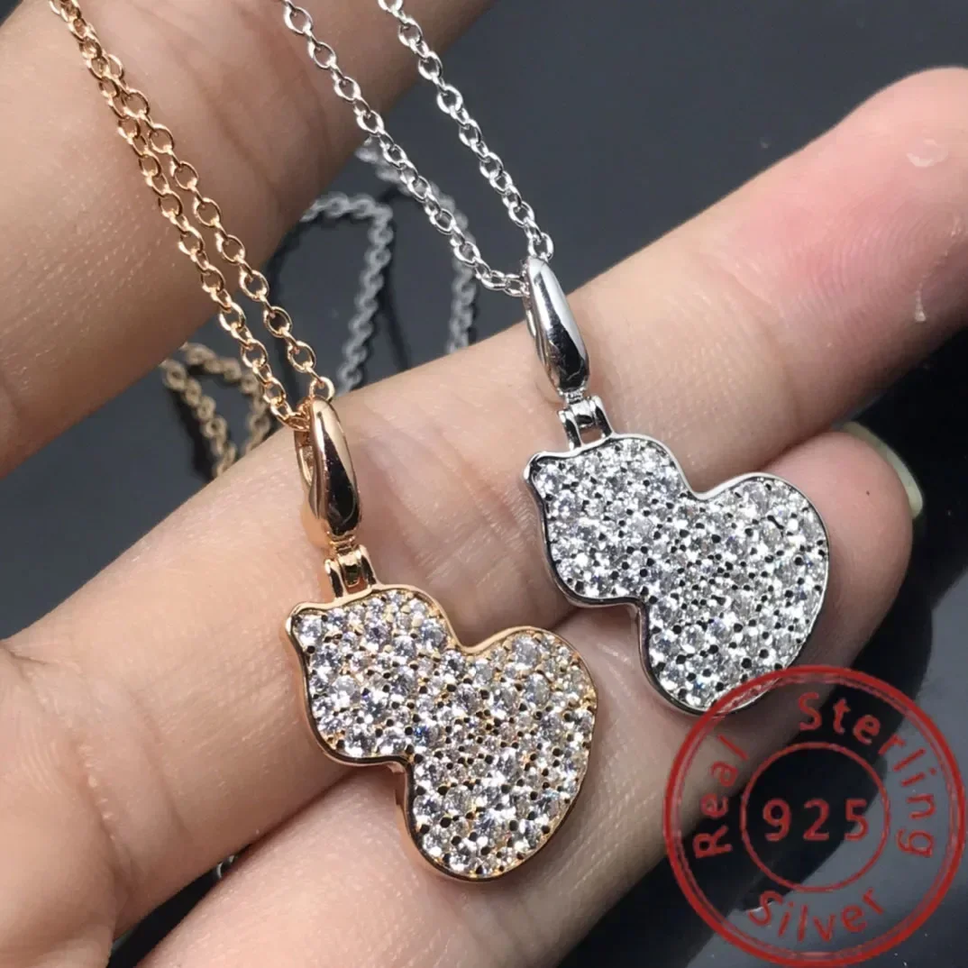 Embrace the Charm of 2024 with the Affordable and Chic S925 Qilin Necklace
Embrace the Charm of 2024 with the Affordable and Chic S925 Qilin Necklace