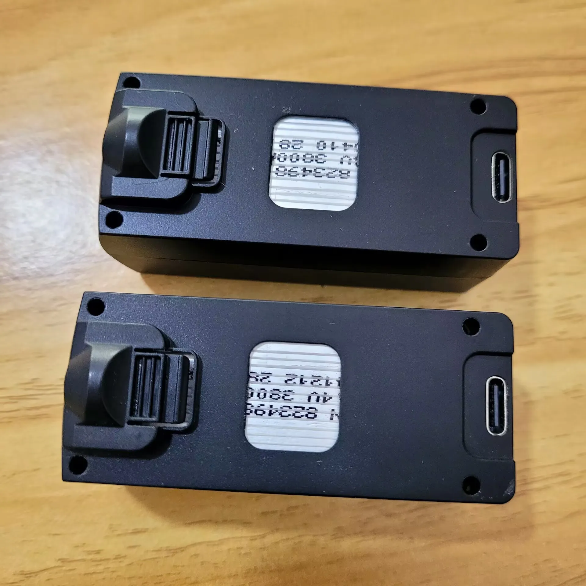 A22 Drone GPS Brushless Motor Quadcopter Original Battery Spare Part 7.4V 3800mAh for A22 PRO MAX Battery Accessory
A22 Drone GPS Brushless Motor Quadcopter Original Battery Spare Part 7.4V 3800mAh for A22 PRO MAX Battery Accessory