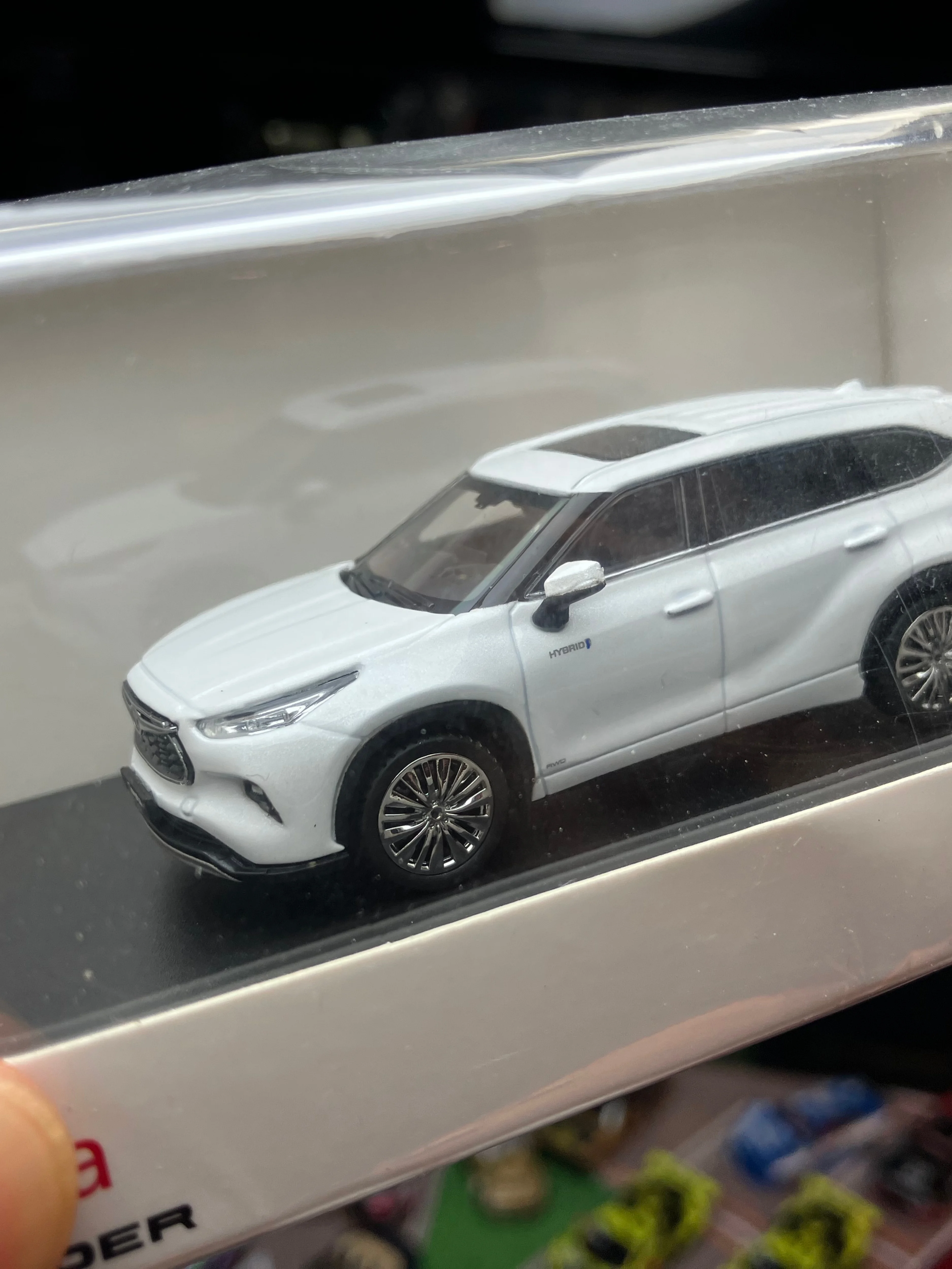 LCD 1/64 White HighLander 2022 Diecast City SUV Model Car Toys Gifts Display Collection Limited Edition Alloy
LCD 1/64 White HighLander 2022 Diecast City SUV Model Car Toys Gifts Display Collection Limited Edition Alloy