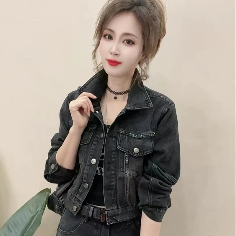 Новая женская джинсовая куртка с длинным рукавом и воротником-стойкой, модная, универсальная, стройнящая, омолаживающая, осень 2024
Новая женская джинсовая куртка с длинным рукавом и воротником-стойкой, модная, универсальная, стройнящая, омолаживающая, осень 2024