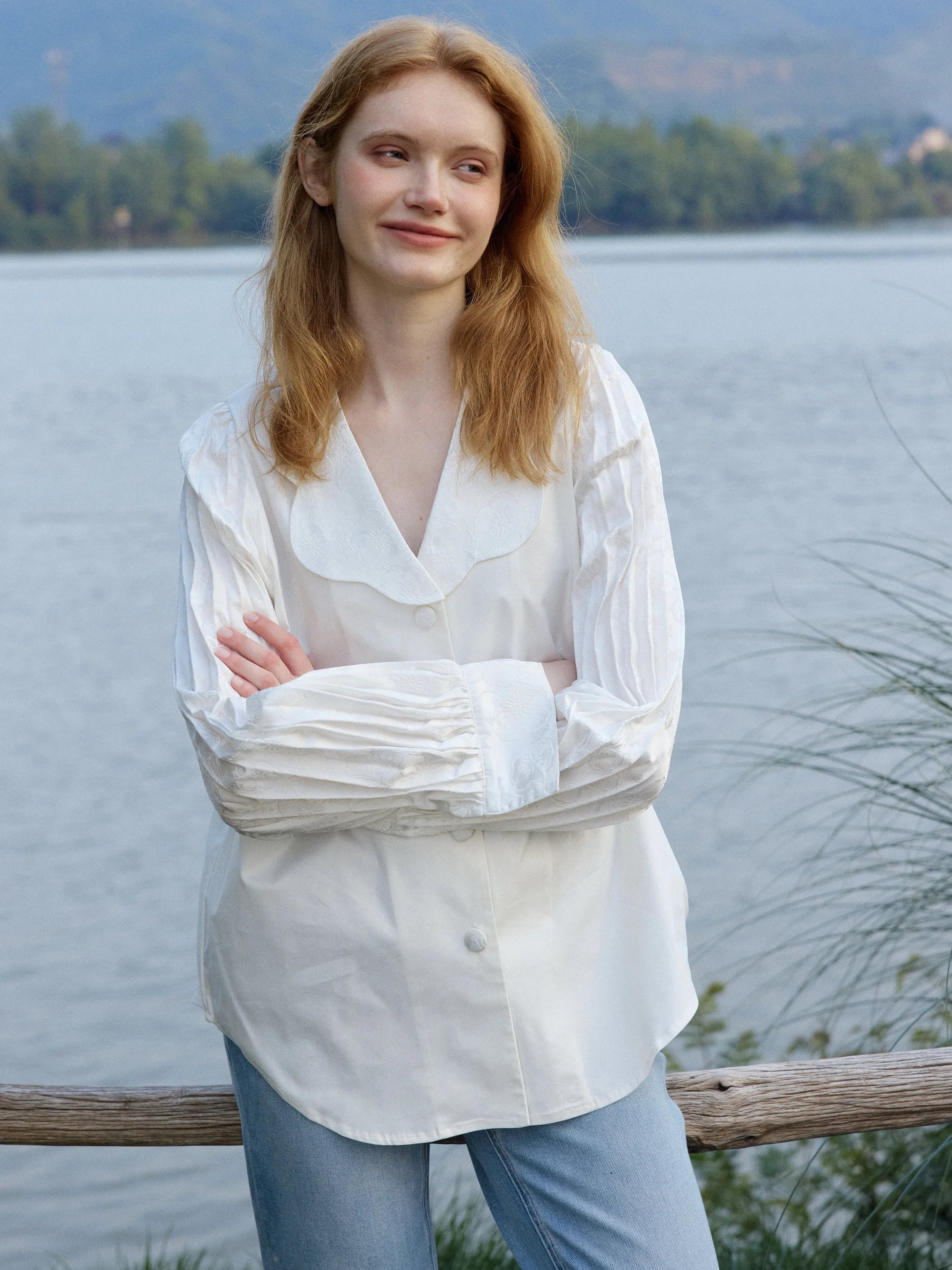 Elegant Long Sleeve Shirt Star Mountain Bag Original Design Petal Collar Pleated Sleeve French Style Cotton Blend Breathable ...
Elegant Long Sleeve Shirt Star Mountain Bag Original Design Petal Collar Pleated Sleeve French Style Cotton Blend Breathable ...