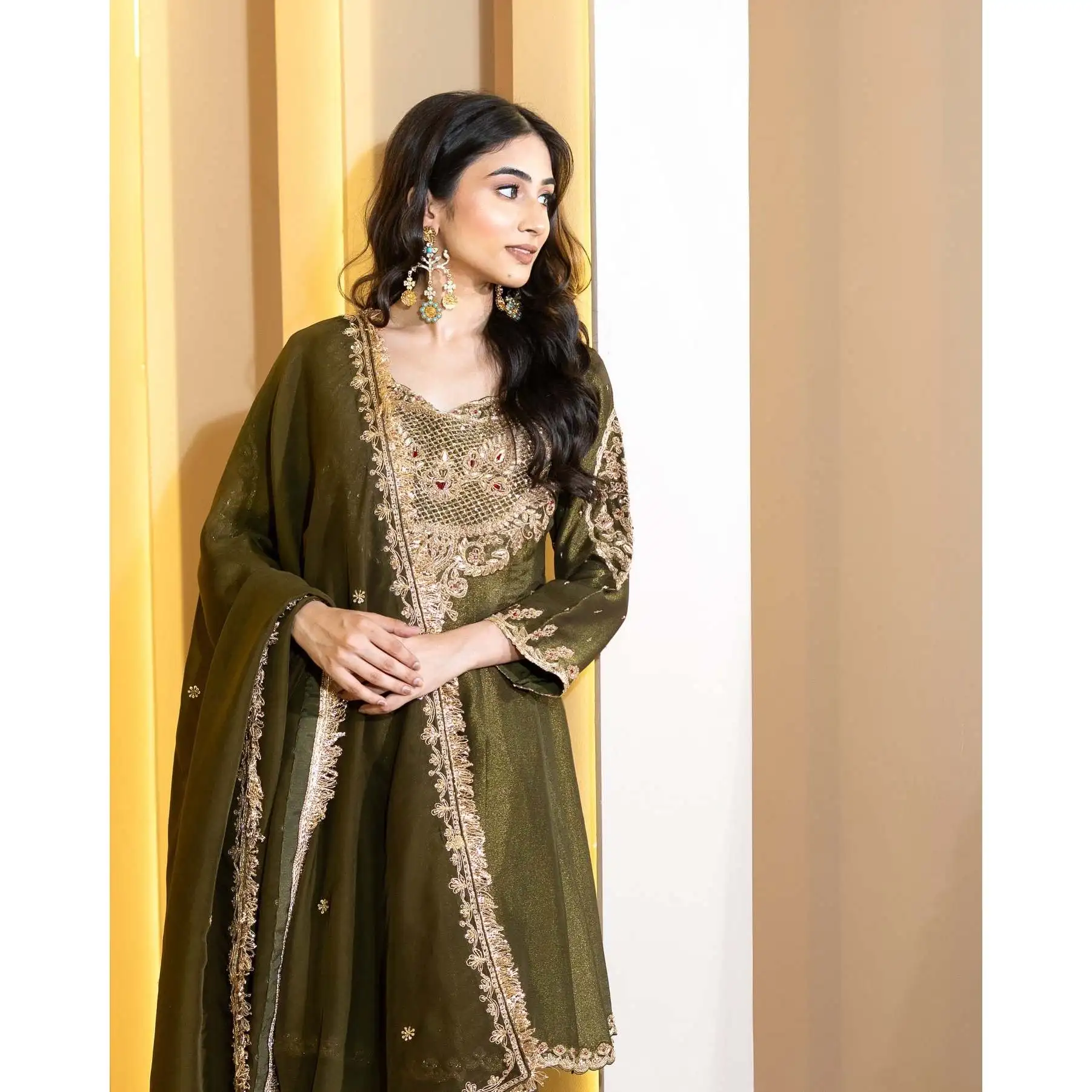 Designer Traditional Chinese Clothing Top-Bottom And Dupatta With Intricate Embroidery Sequence Work
Designer Traditional Chinese Clothing Top-Bottom And Dupatta With Intricate Embroidery Sequence Work