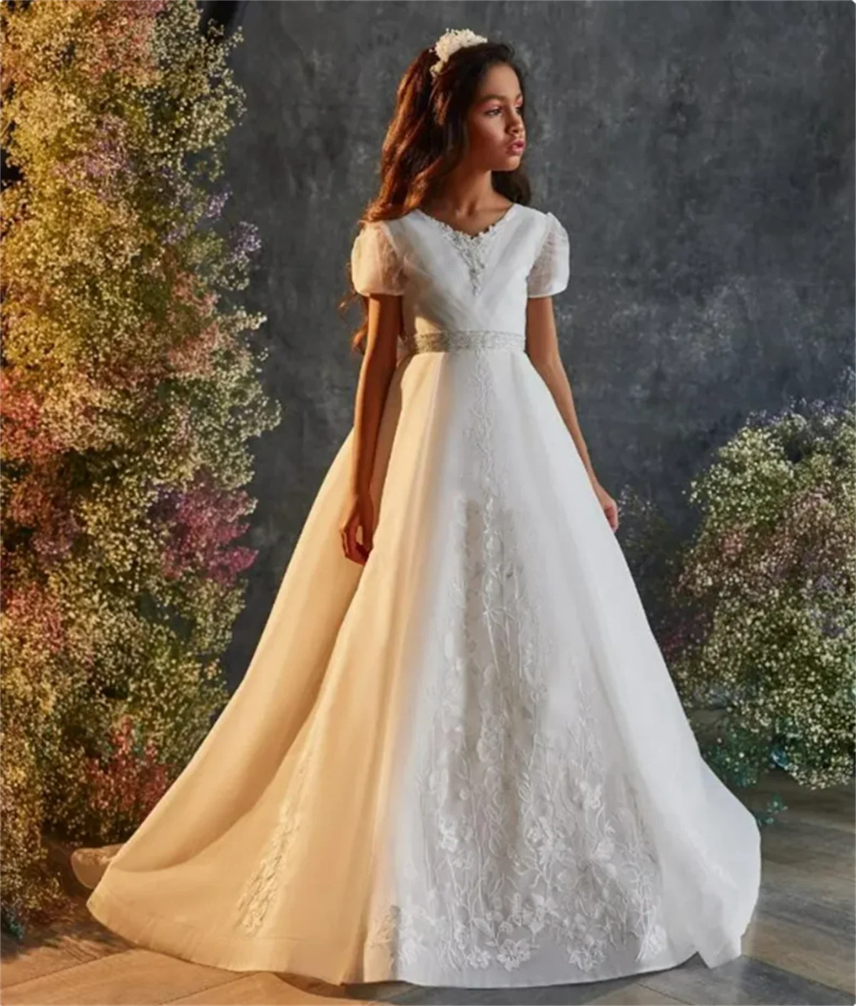 Flower Girl Dress White Tulle Applique Short Sleeve Wedding Elegant Flower Child's First Eucharist Birthday Party Dress
Flower Girl Dress White Tulle Applique Short Sleeve Wedding Elegant Flower Child's First Eucharist Birthday Party Dress