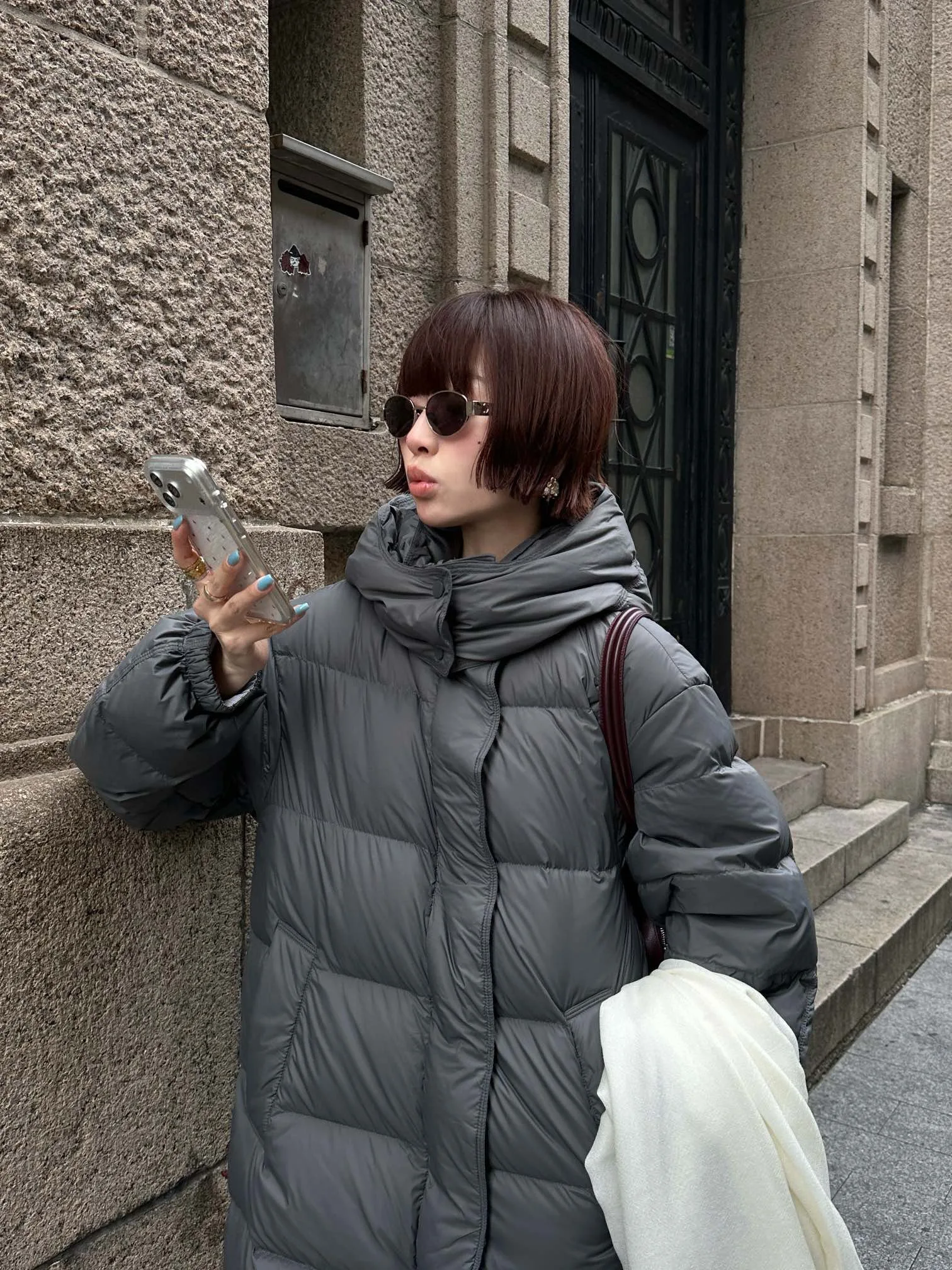 Winter New Arrival Monkey Studio Long Hooded White Goose down Jaet Thiened Long Sve Women's Casual Sle Coat
Winter New Arrival Monkey Studio Long Hooded White Goose down Jaet Thiened Long Sve Women's Casual Sle Coat