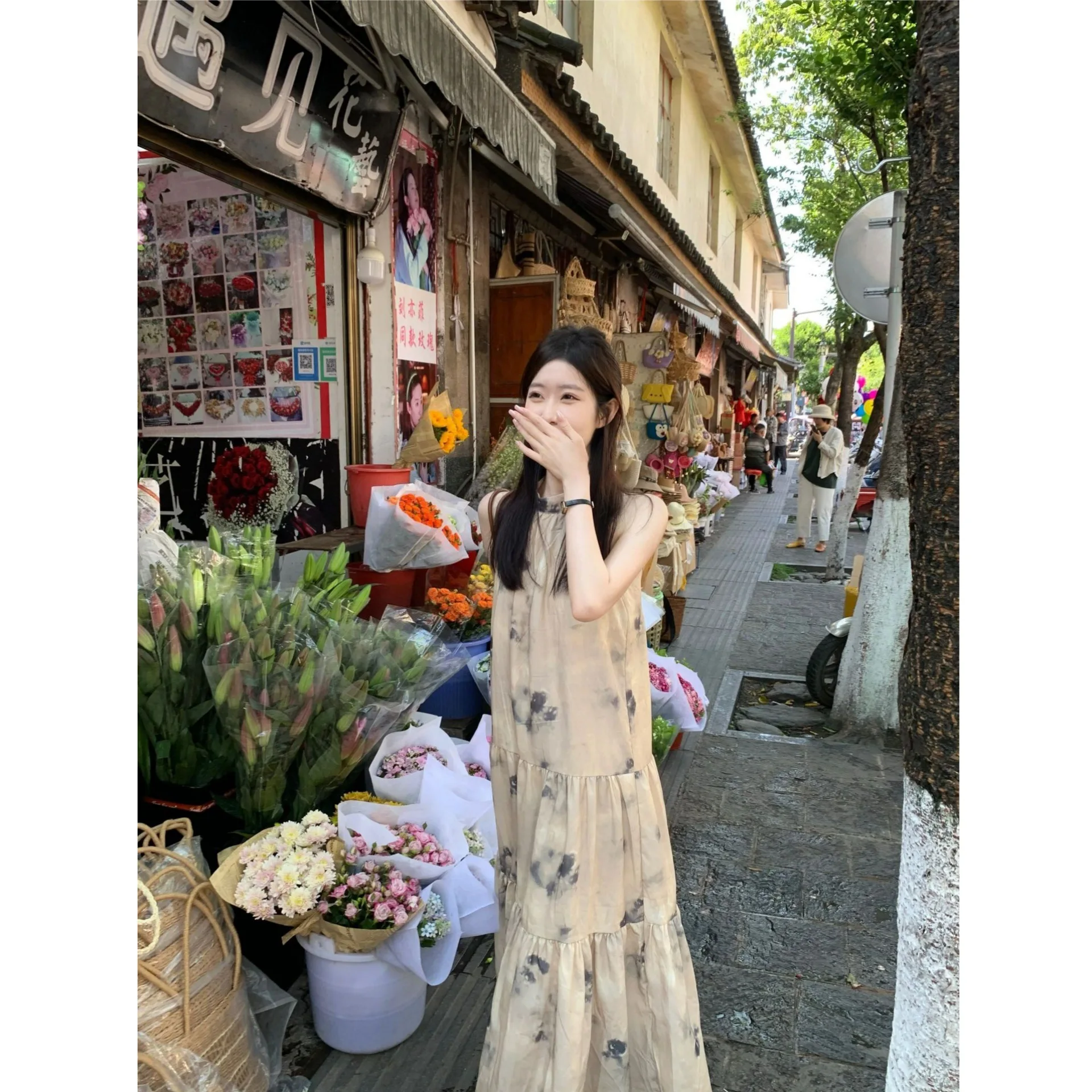 Dress women's 2025 French retro dress loose casual versatile summer new gentle style dress
Dress women's 2025 French retro dress loose casual versatile summer new gentle style dress