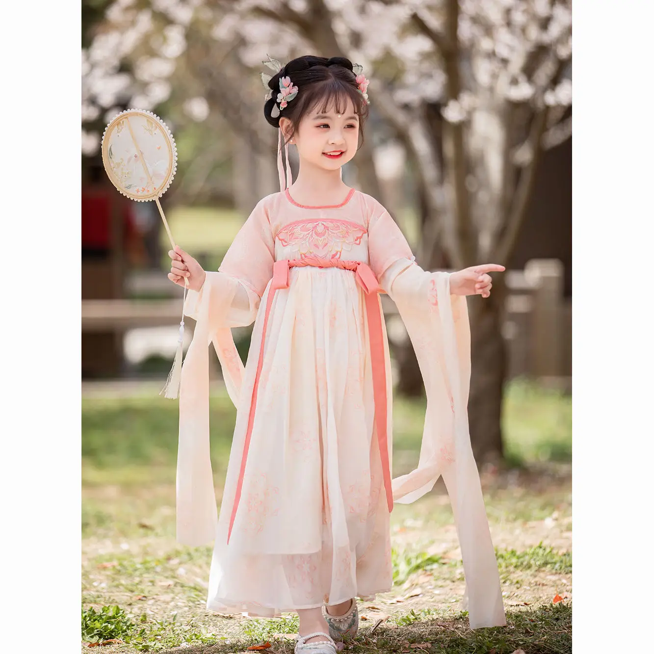 Розовая детская юбка Hanfu для девочек, Летнее Детское супер элегантное платье в этническом стиле
Розовая детская юбка Hanfu для девочек, Летнее Детское супер элегантное платье в этническом стиле