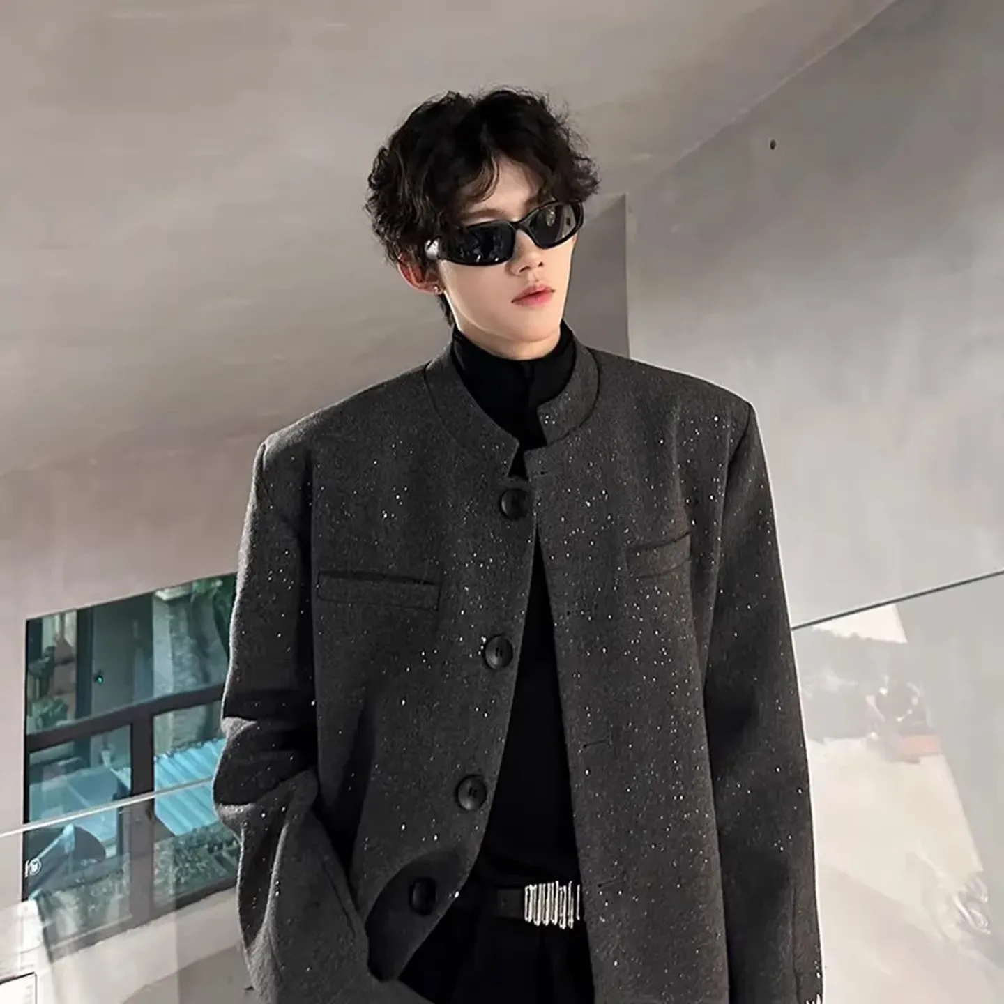 Gypsophila shoulder pad blazer men's autumn and winter cleanfit executive jacket short high-end woolen suit
Gypsophila shoulder pad blazer men's autumn and winter cleanfit executive jacket short high-end woolen suit