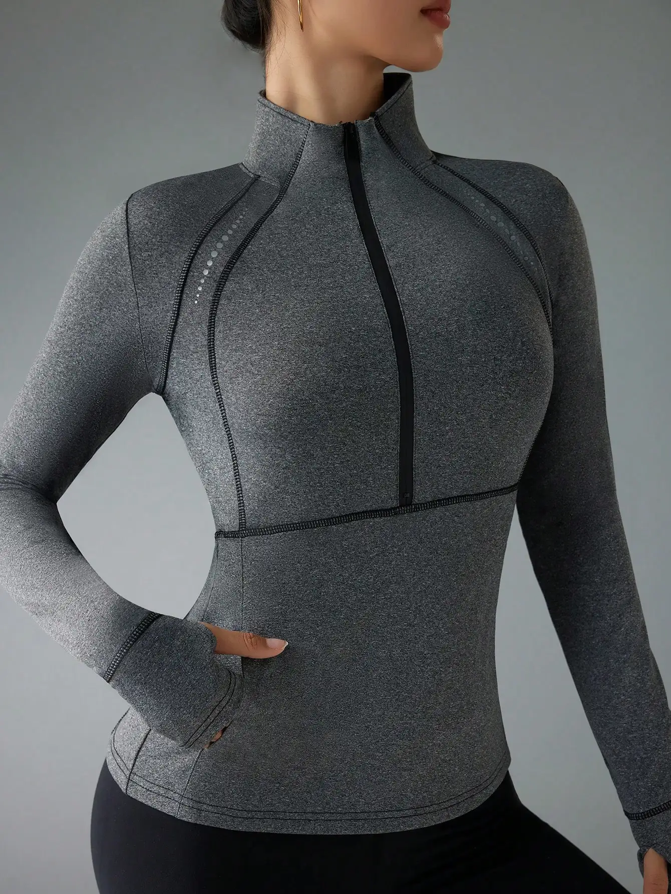 Women Zip-Up Pullover Sweatshirt With Thumb Hole
Women Zip-Up Pullover Sweatshirt With Thumb Hole