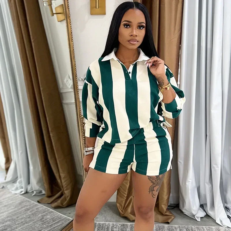 Striped Print Tracksuit Woman 2 Piece Outfits Sporty Fitness Turn-down Collar Sweatshirt Top and Shorts Ensemble Jogging Femme
Striped Print Tracksuit Woman 2 Piece Outfits Sporty Fitness Turn-down Collar Sweatshirt Top and Shorts Ensemble Jogging Femme