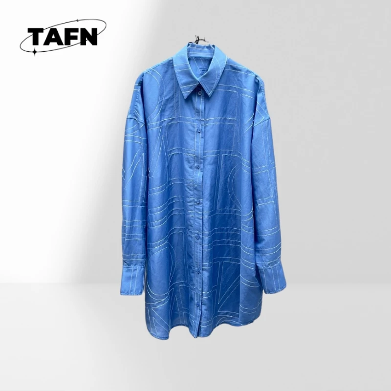 Женская атласная рубашка с длинным рукавом и отложным воротником, цветочное шелковое платье, элегантное красивое и удобное платье с пышными рукавами AG1110
Женская атласная рубашка с длинным рукавом и отложным воротником, цветочное шелковое платье, элегантное красивое и удобное платье с пышными рукавами AG1110