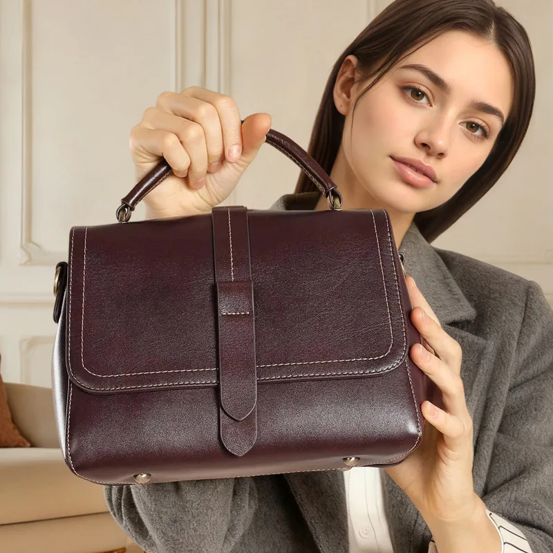 Luxury Retro Genuine Leather Women's Bag Solid Soft Cowhide Simple Small Handbag New Luxury Versatile Shoulder Crossbody Bag
Luxury Retro Genuine Leather Women's Bag Solid Soft Cowhide Simple Small Handbag New Luxury Versatile Shoulder Crossbody Bag