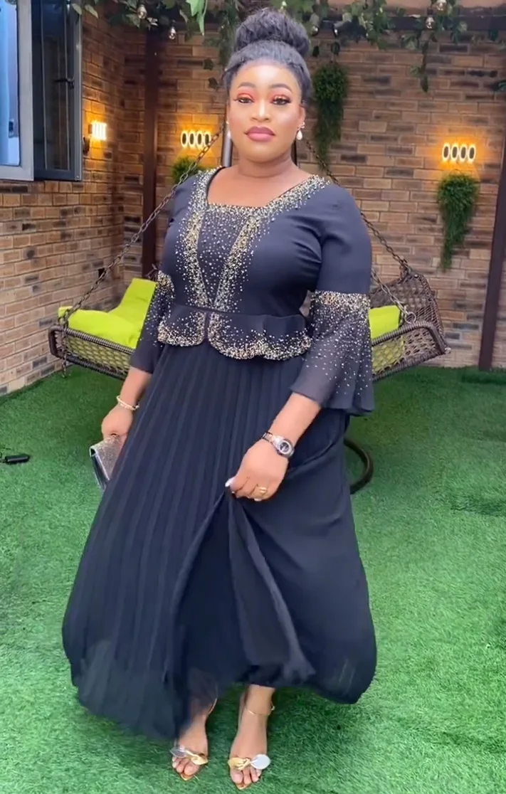 Elegant African Dresses for Women Wedding Party Evening Gown Kaftan Abayas Plus Size Chiffon Boubou Maxi Dress African Clothing
Elegant African Dresses for Women Wedding Party Evening Gown Kaftan Abayas Plus Size Chiffon Boubou Maxi Dress African Clothing