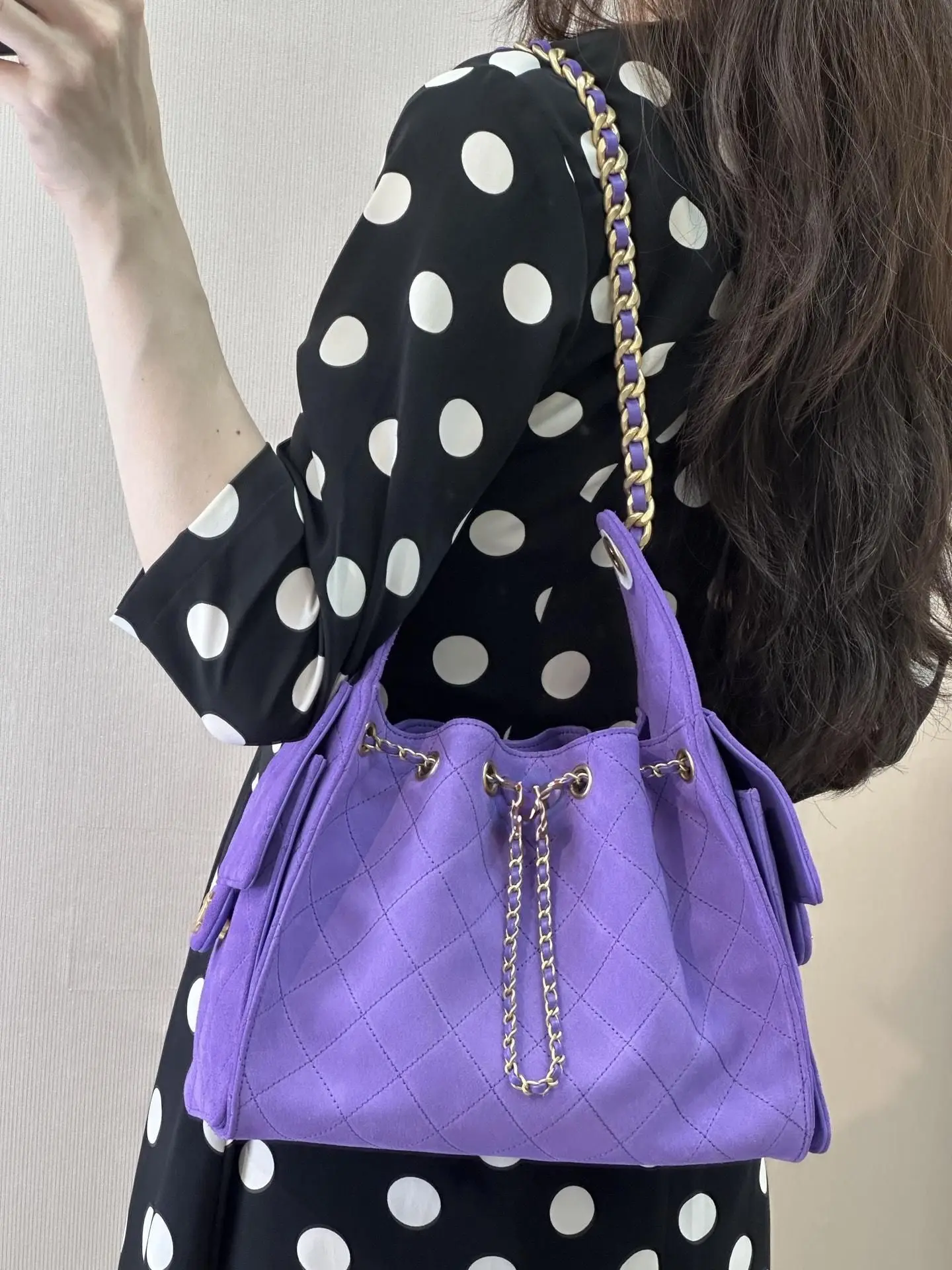 Luxury Bag frosted commuting diamond grid armpit bag retro chain pull-out armpit bag for women
Luxury Bag frosted commuting diamond grid armpit bag retro chain pull-out armpit bag for women