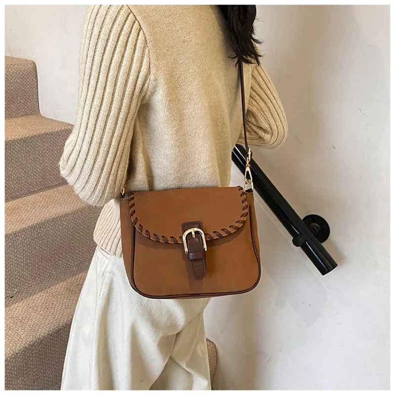 2025 New Spring and Autumn Temperament Crossbody Bag Casual Fashion Simple Retro Shoulder Bag Commuter Underarm Bags
2025 New Spring and Autumn Temperament Crossbody Bag Casual Fashion Simple Retro Shoulder Bag Commuter Underarm Bags