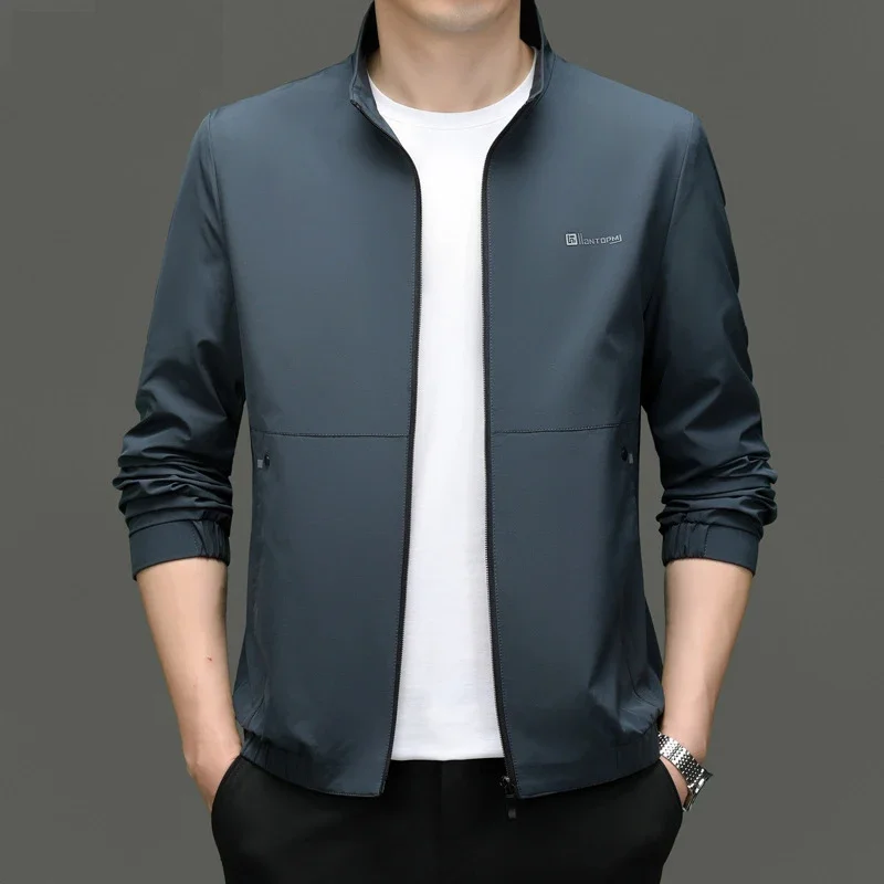 2023 Spring and Autumn New Men's Jacket Standing Collar Solid Coat Business Casual Top
2023 Spring and Autumn New Men's Jacket Standing Collar Solid Coat Business Casual Top