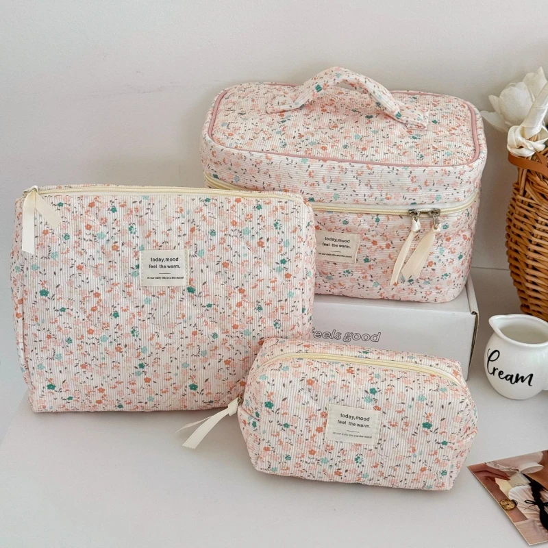 Vintage Corduroy Women's Floral Cosmetic Bag Retro Ladies Travel Storage Bags Handbags Portable Female Makeup Case Clutch Purse
Vintage Corduroy Women's Floral Cosmetic Bag Retro Ladies Travel Storage Bags Handbags Portable Female Makeup Case Clutch Purse