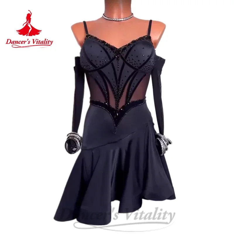 Latin Dance Costumes Light Luxury Rhinestone Sexy Backless Dress Women's Customized Tango Chacha Samba Performance Costume
Latin Dance Costumes Light Luxury Rhinestone Sexy Backless Dress Women's Customized Tango Chacha Samba Performance Costume