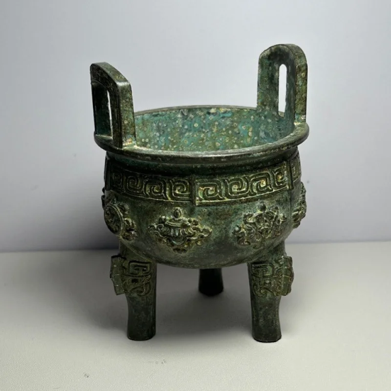 Antique Style Eight Treasures Tripod Home Decor Craft Ornament Incense Burner
Antique Style Eight Treasures Tripod Home Decor Craft Ornament Incense Burner
