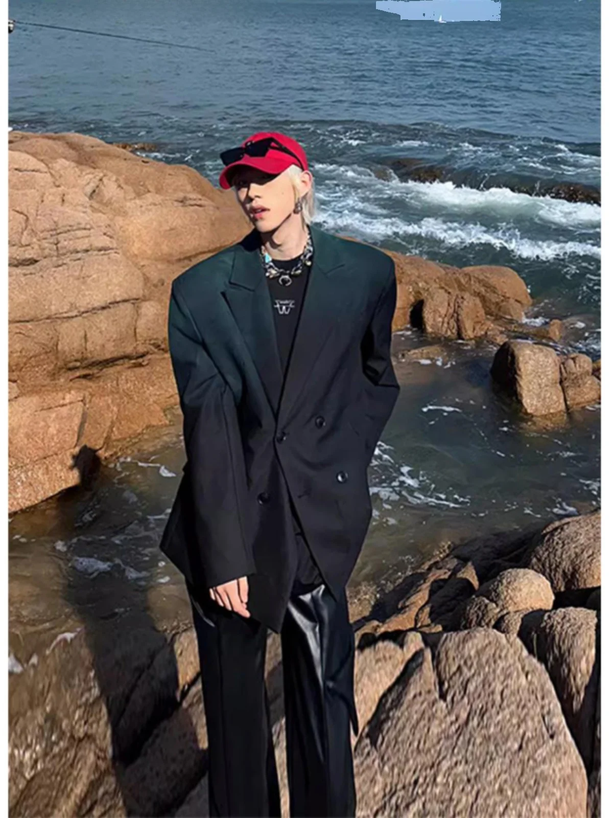 Cleanfit Gradient Men's Suit Jacket High Street Style Casual Wear Standard Fit Long Sleeve Autumn Fashion Trendy Brand
Cleanfit Gradient Men's Suit Jacket High Street Style Casual Wear Standard Fit Long Sleeve Autumn Fashion Trendy Brand