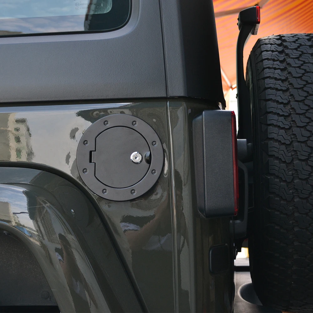 Lantsun J013-2 Locking Gas Cap Aluminum Alloy Tank Cap Cover Protection with Key for Jeep for Wrangler JK2007-2017
Lantsun J013-2 Locking Gas Cap Aluminum Alloy Tank Cap Cover Protection with Key for Jeep for Wrangler JK2007-2017