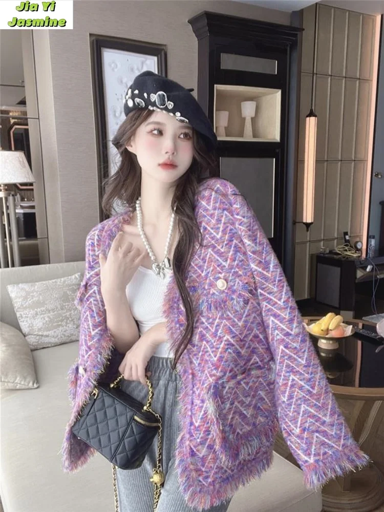 Women's Autumn and Winter New Color Collision Hong Kong Style Niche High-end Loose Sweater Cardigan
Women's Autumn and Winter New Color Collision Hong Kong Style Niche High-end Loose Sweater Cardigan
